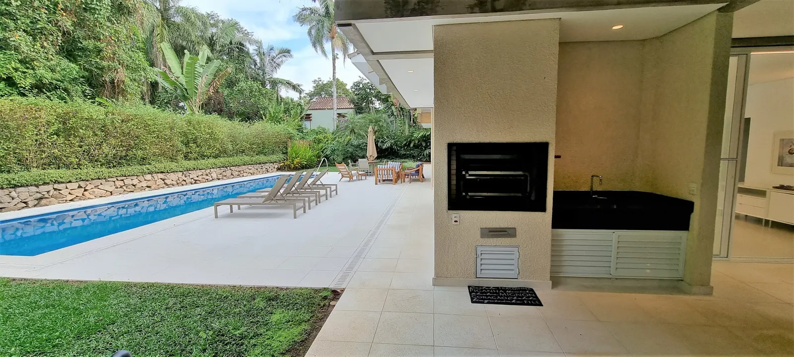 Área externa 10 — Iporanga, Guarujá, para temporada, Casa