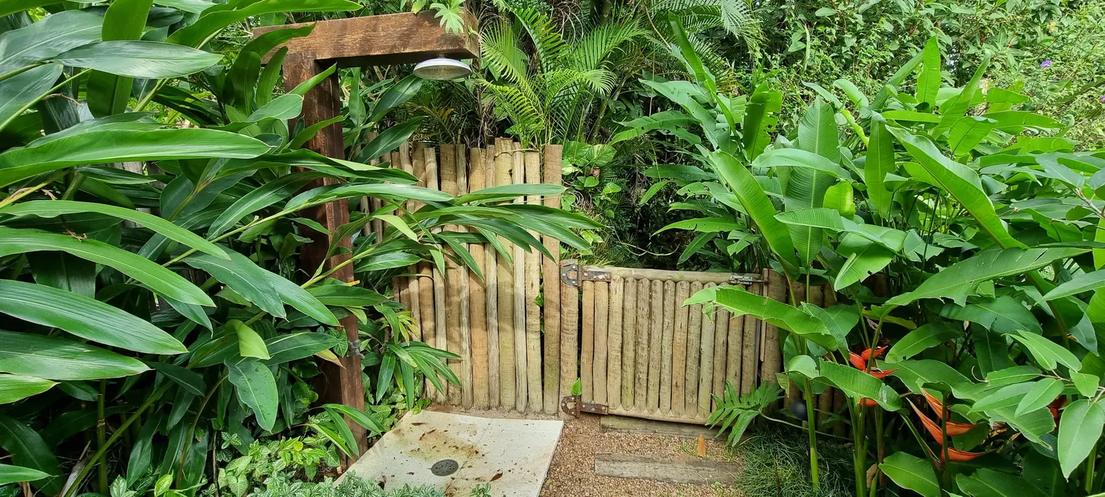 Área externa 4 — Iporanga, Guarujá, para temporada, Casa