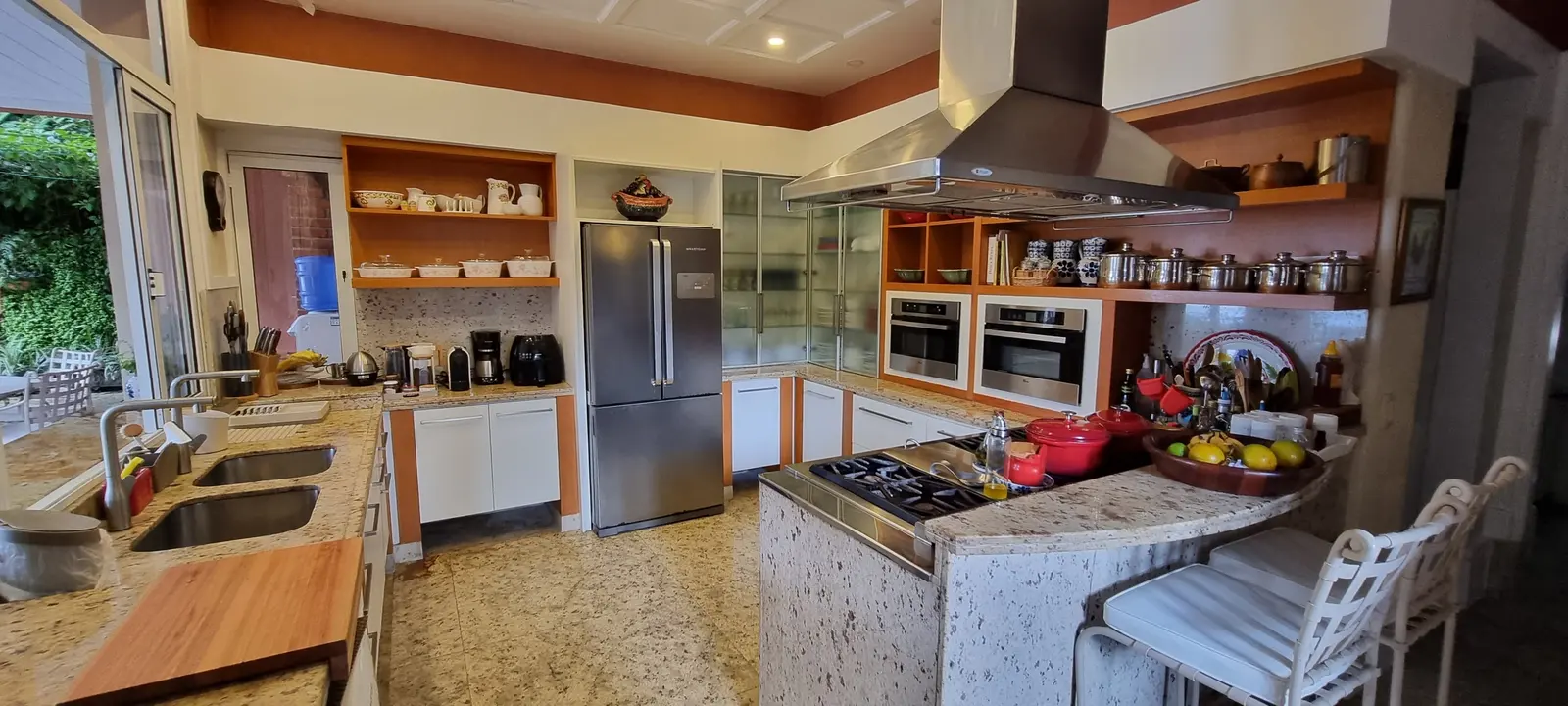 Área de serviço — Iporanga, Guarujá, para temporada, Casa
