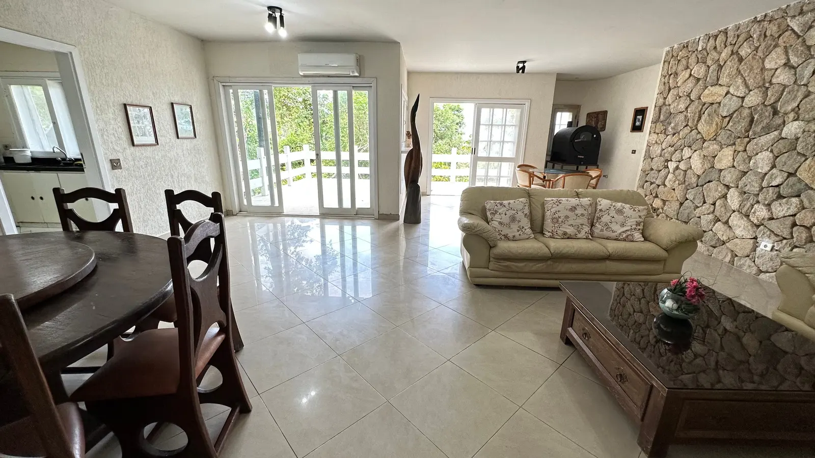 Ambiente interno 2 — São Pedro, Guarujá, à venda, Casa