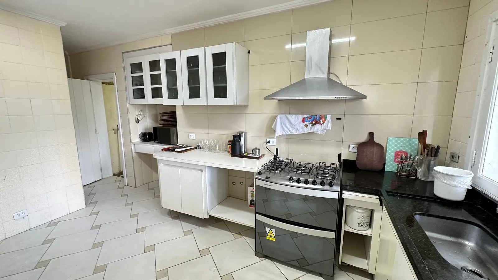 Área de serviço 2 — São Pedro, Guarujá, à venda, Casa
