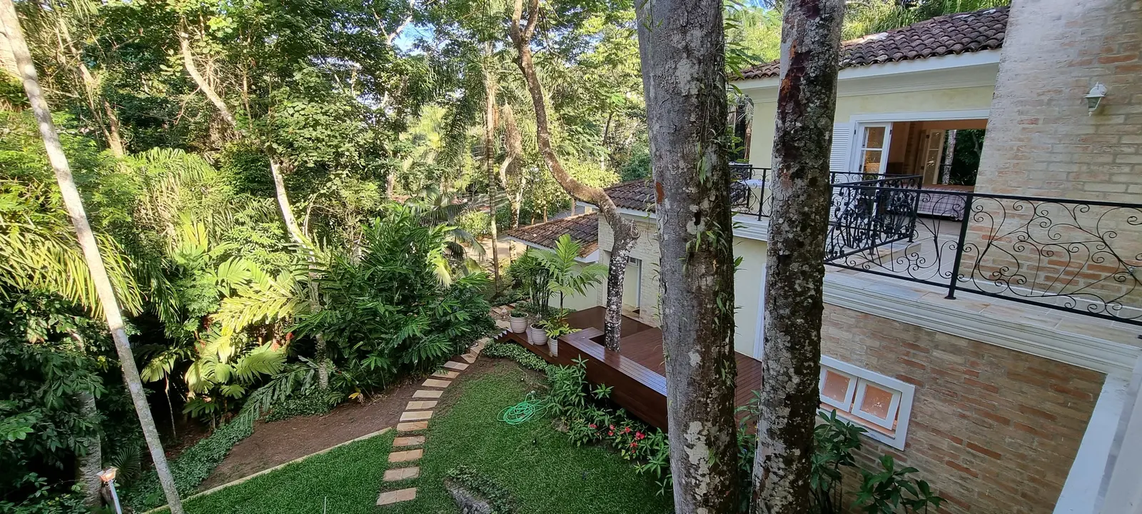 Área externa 16 — Iporanga, Guarujá, para temporada, Casa