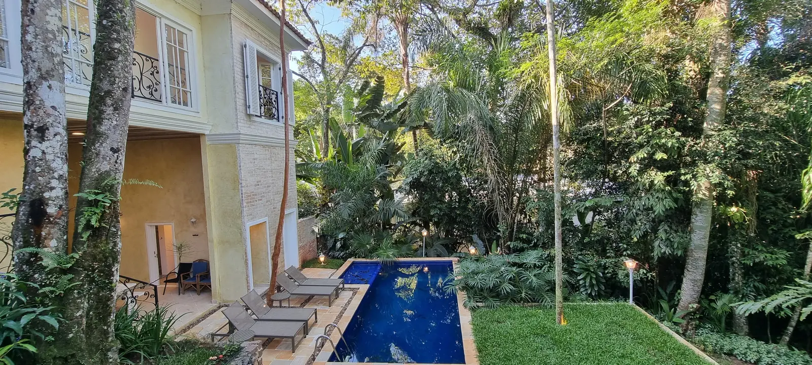 Área externa 22 — Iporanga, Guarujá, para temporada, Casa