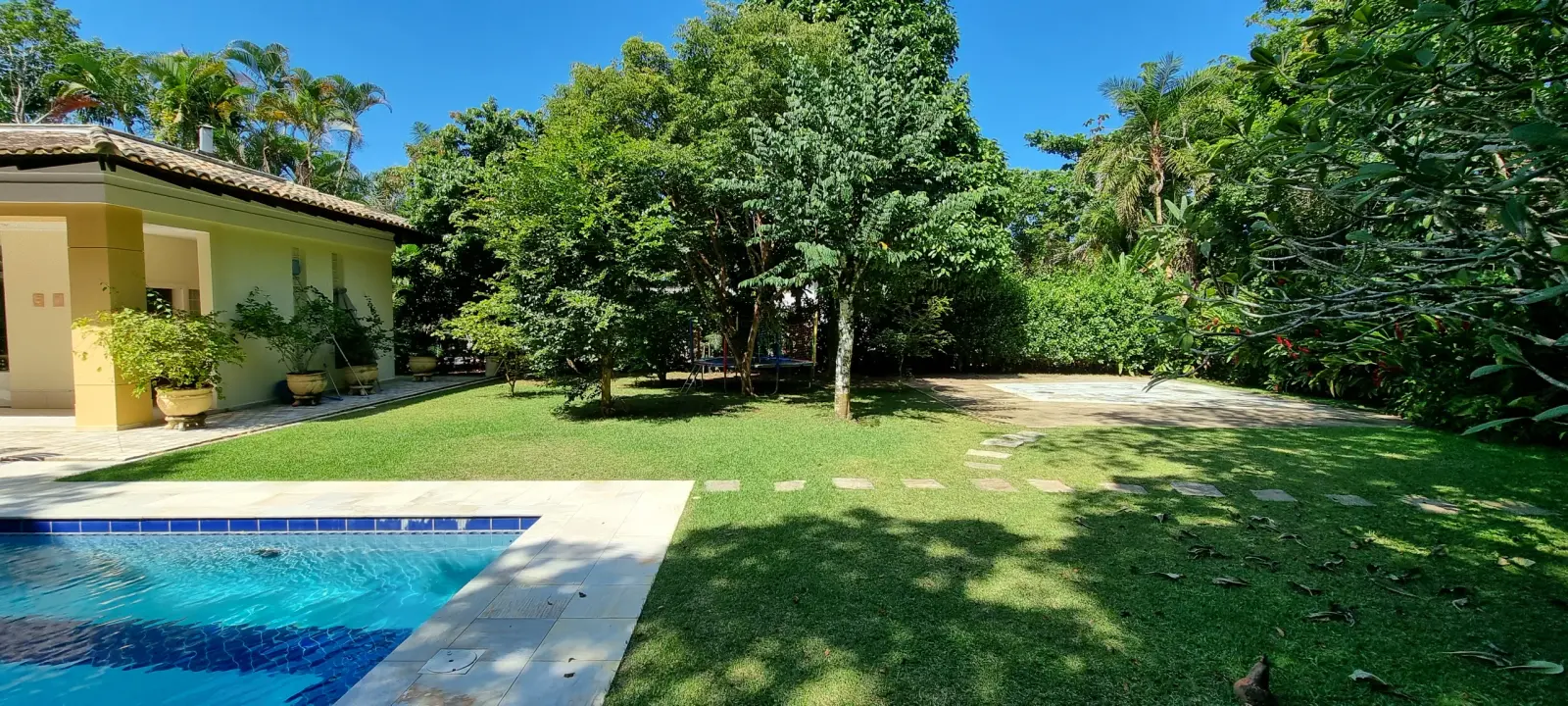 Área externa 8 — Iporanga, Guarujá, para temporada, Casa