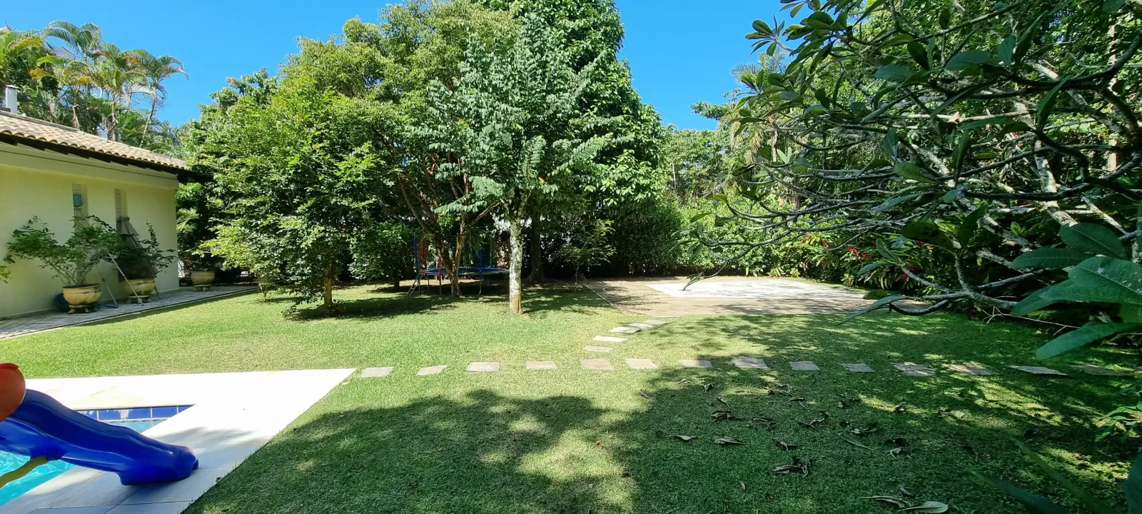 Área externa 6 — Iporanga, Guarujá, para temporada, Casa