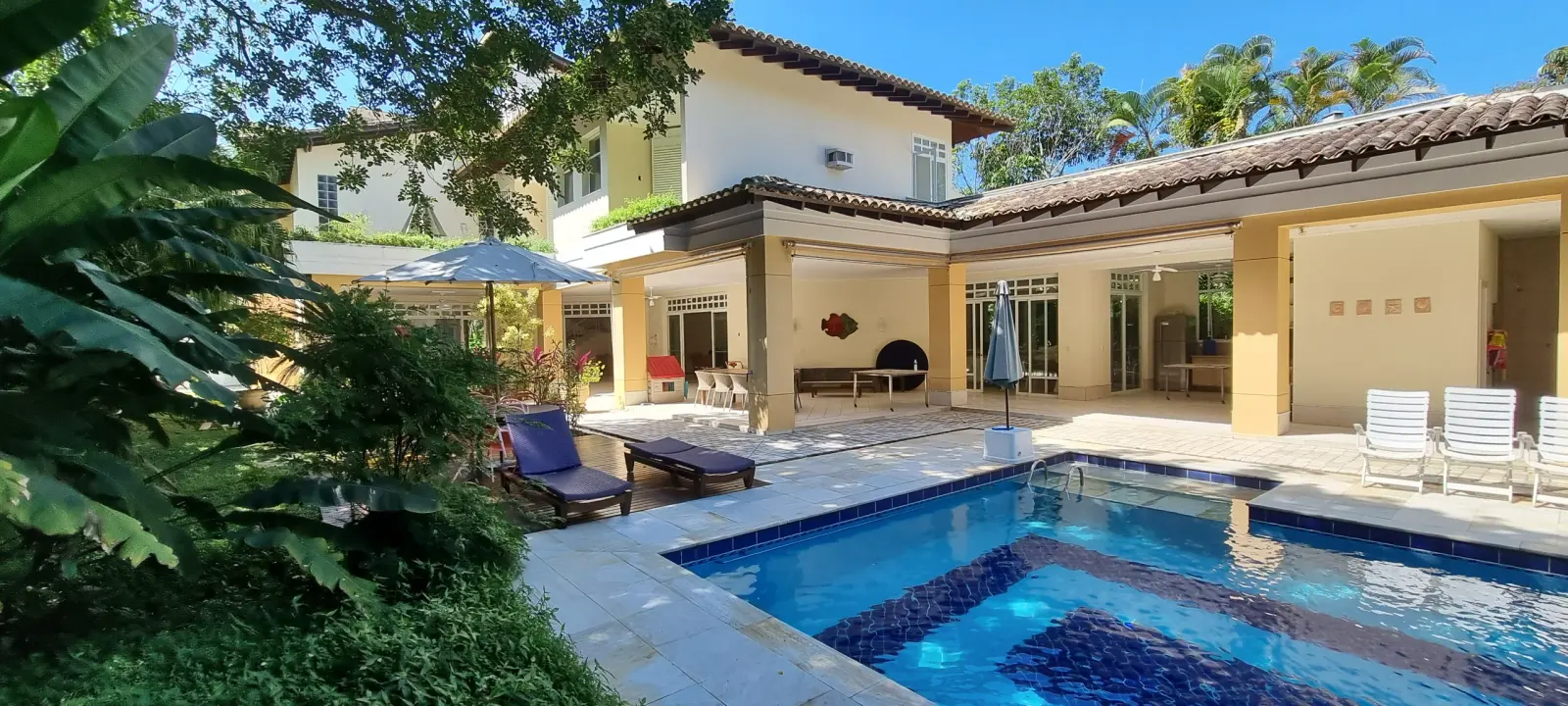 Área externa 13 — Iporanga, Guarujá, para temporada, Casa