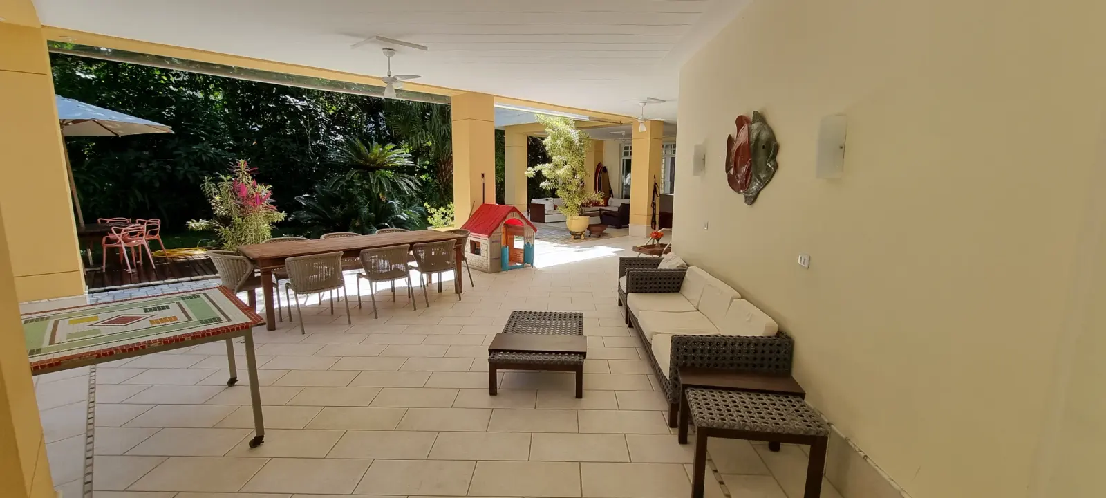 Área externa 16 — Iporanga, Guarujá, para temporada, Casa