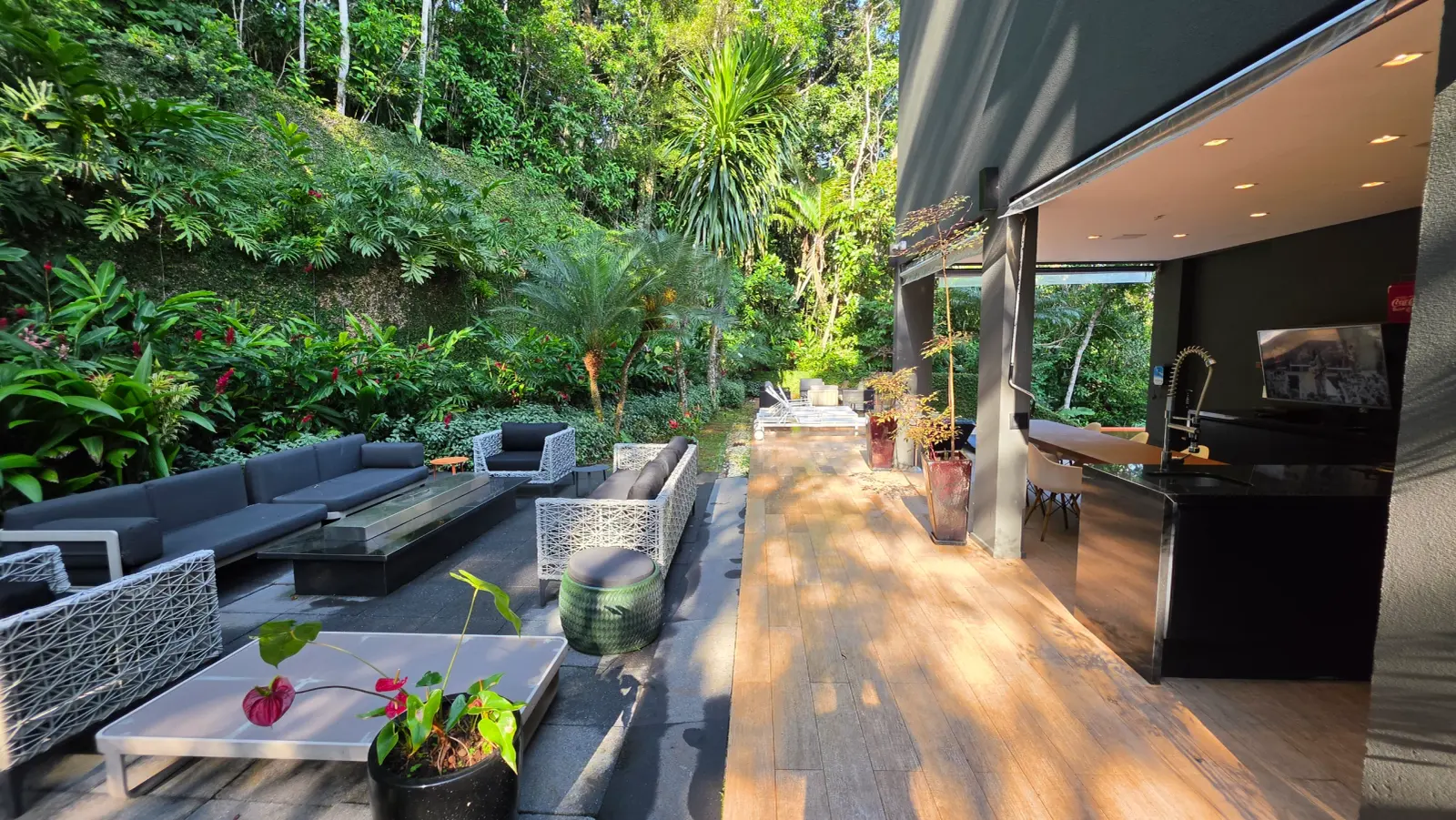 Área externa 17 — Iporanga, Guarujá, para temporada, Casa