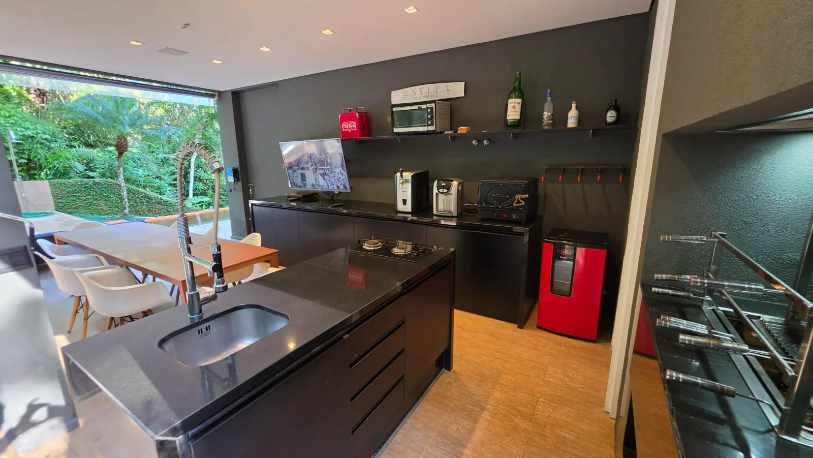Área externa 12 — Iporanga, Guarujá, para temporada, Casa