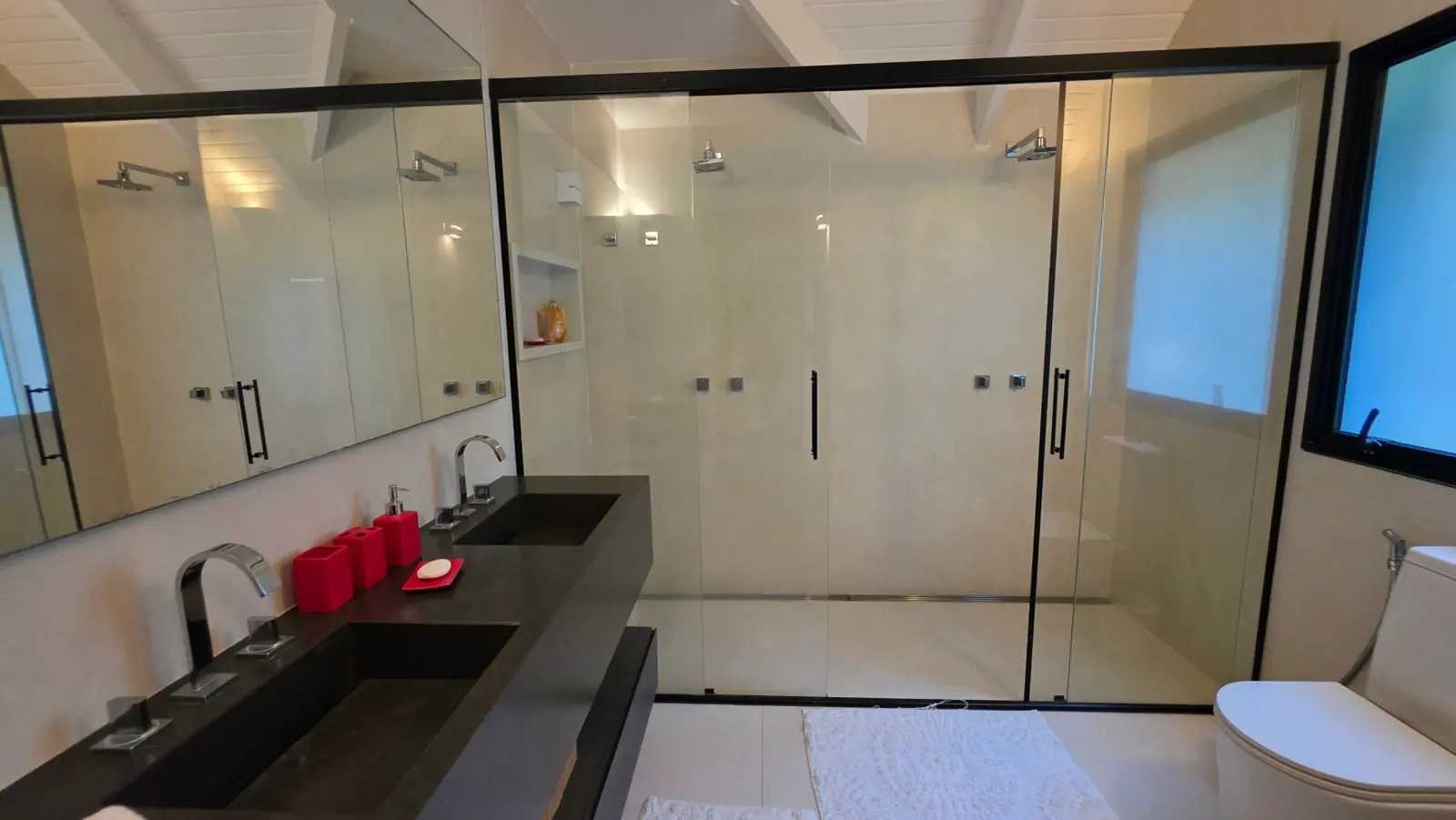 Suíte 15 — Iporanga, Guarujá, para temporada, Casa