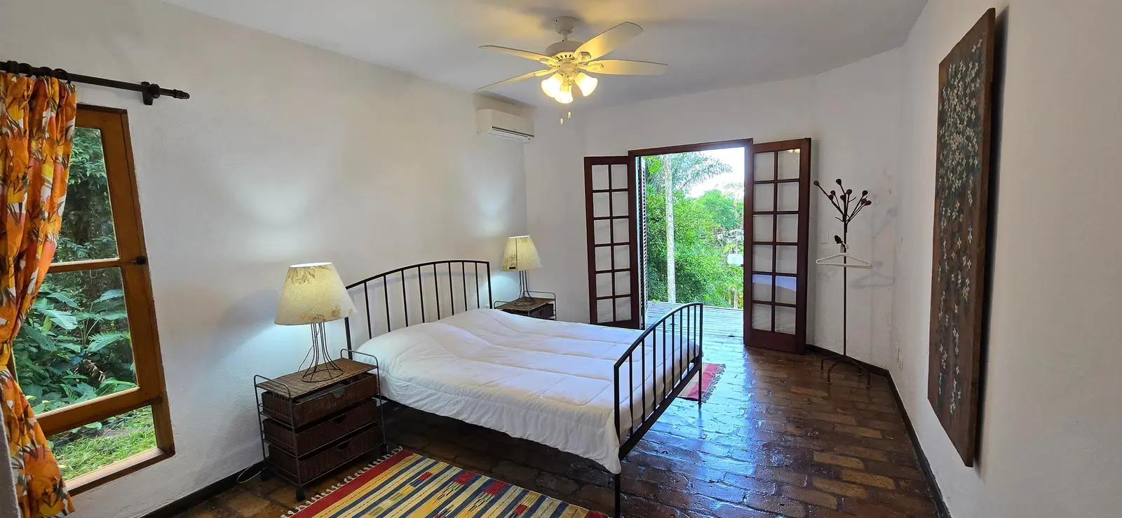 Suíte 9 — São Pedro, Guarujá, à venda e para locação, Casa