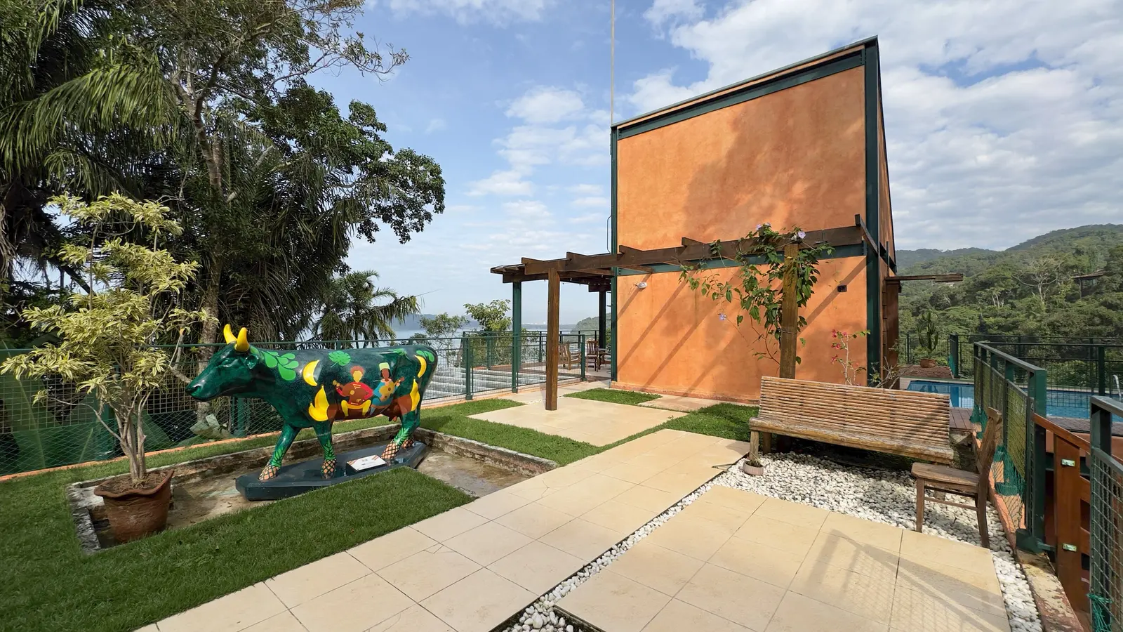 Área externa 4 — Iporanga, Guarujá, à venda e para locação, Casa