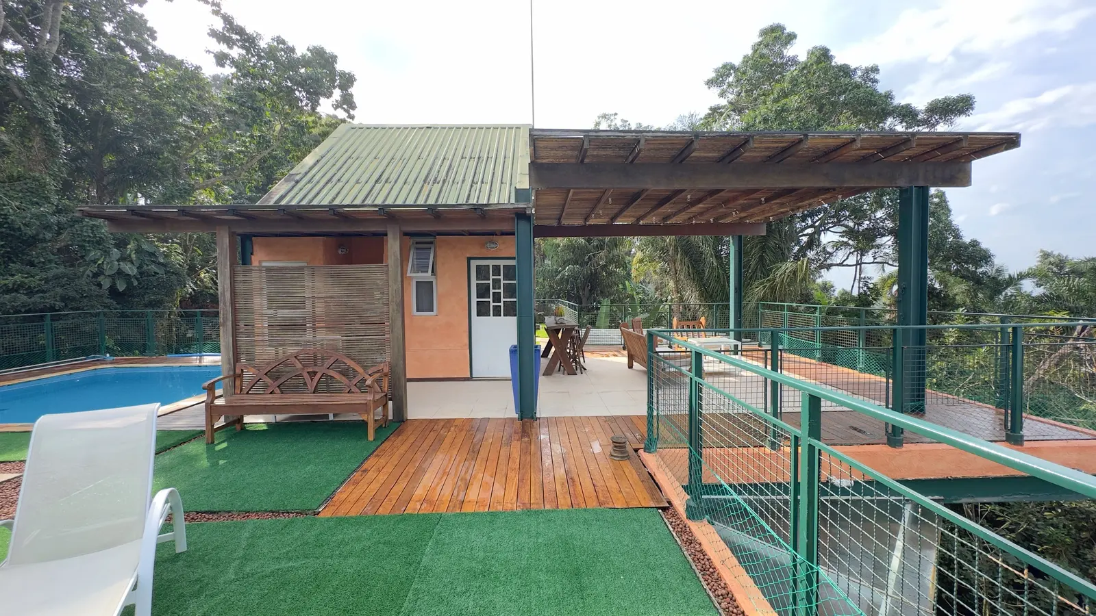 Área externa 15 — Iporanga, Guarujá, à venda e para locação, Casa