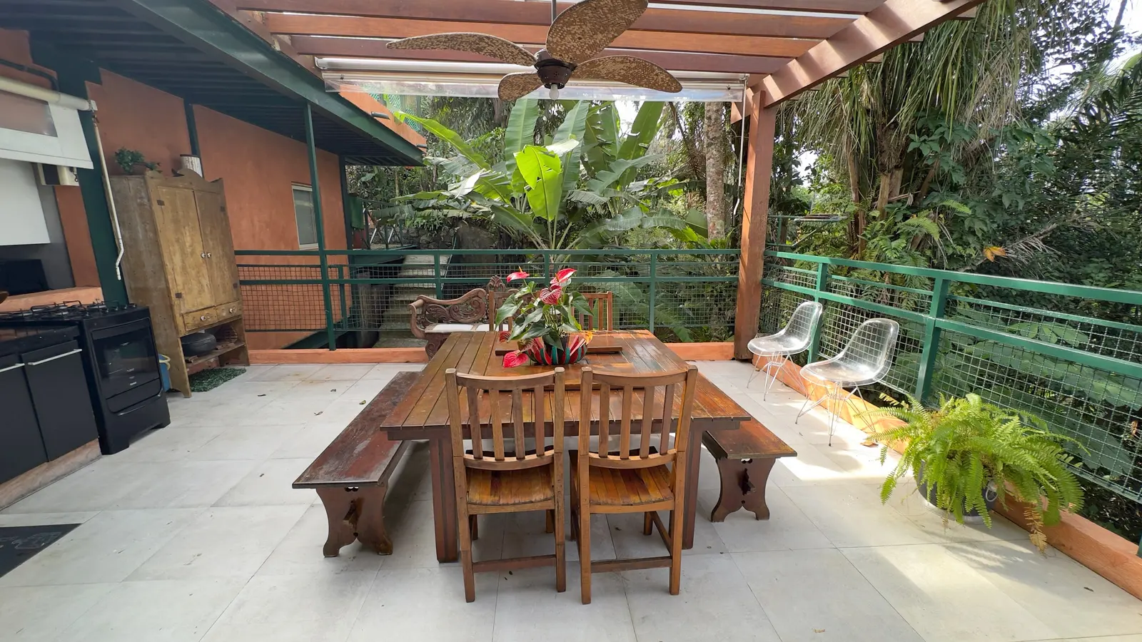 Área externa 10 — Iporanga, Guarujá, à venda e para locação, Casa