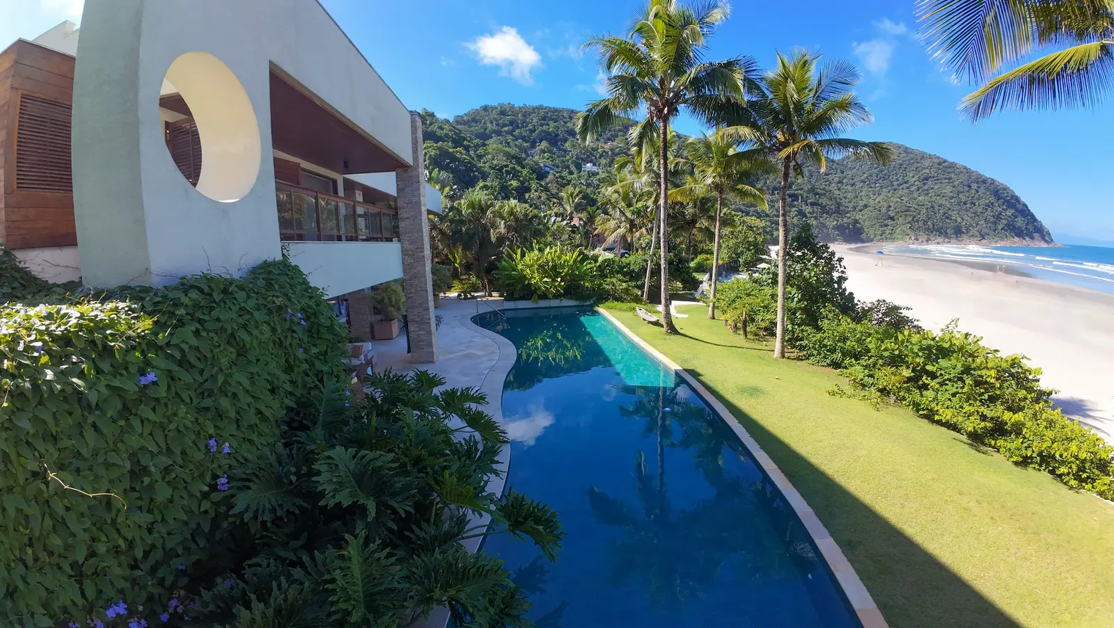 Vista aérea 3 — Taguaíba, Guarujá, para temporada, Casa
