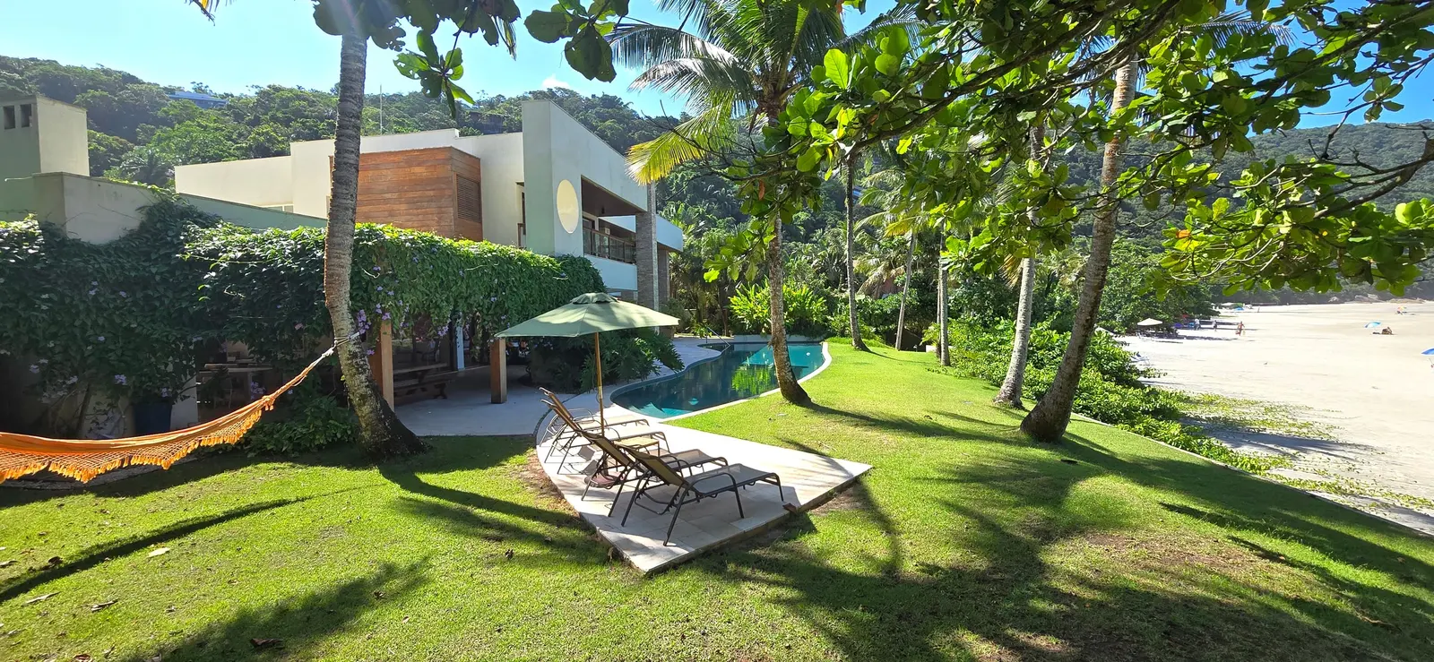 Área externa 18 — Taguaíba, Guarujá, para temporada, Casa