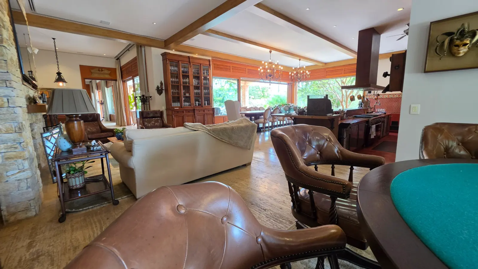 Casa à Venda na Quinta da Baroneza - Arquitetura Toscana - 9 Suítes - Imóvel Vendendo na Baroneza (115)