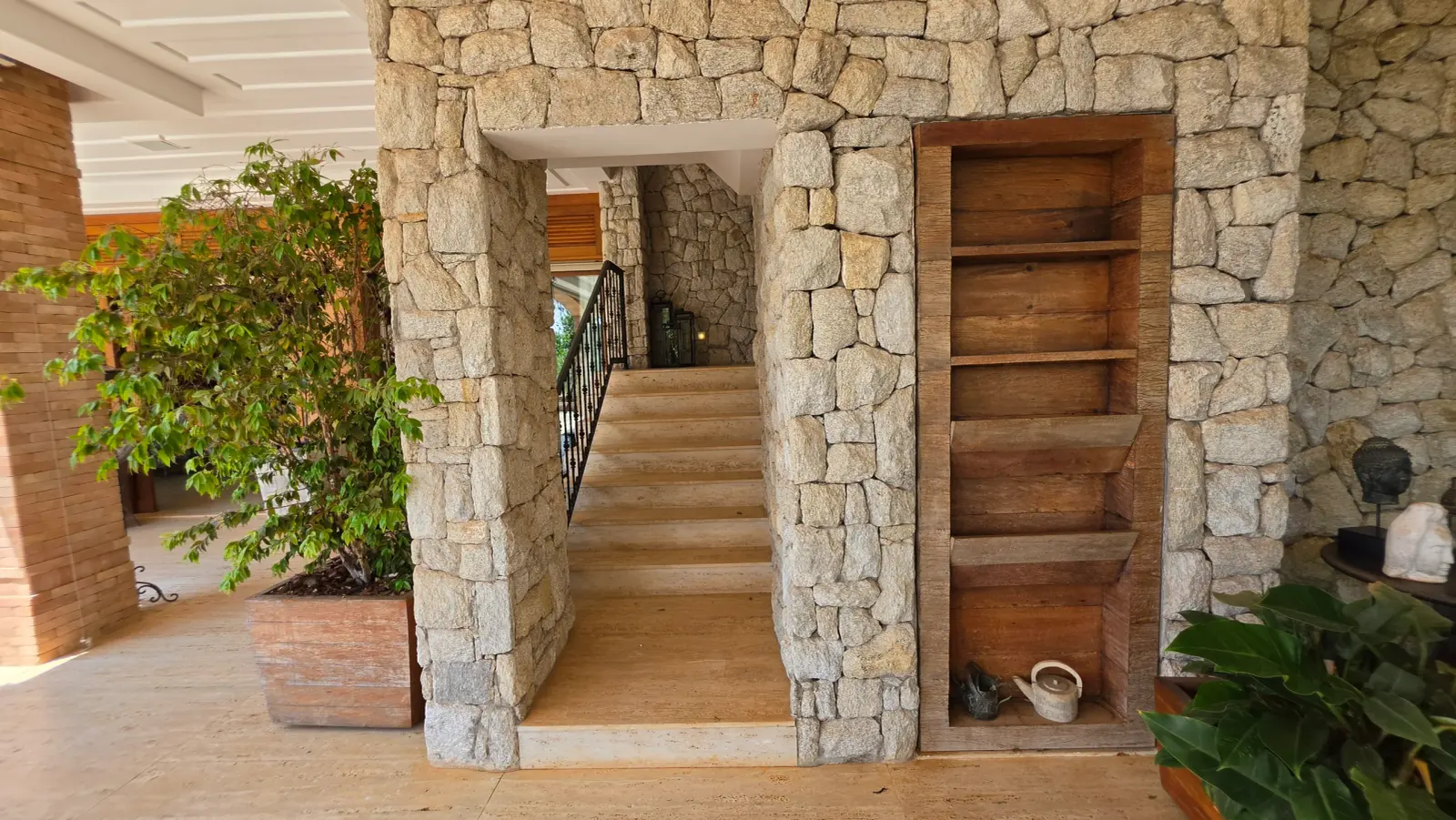 Casa à Venda na Quinta da Baroneza - Arquitetura Toscana - 9 Suítes - Imóvel Vendendo na Baroneza (96)