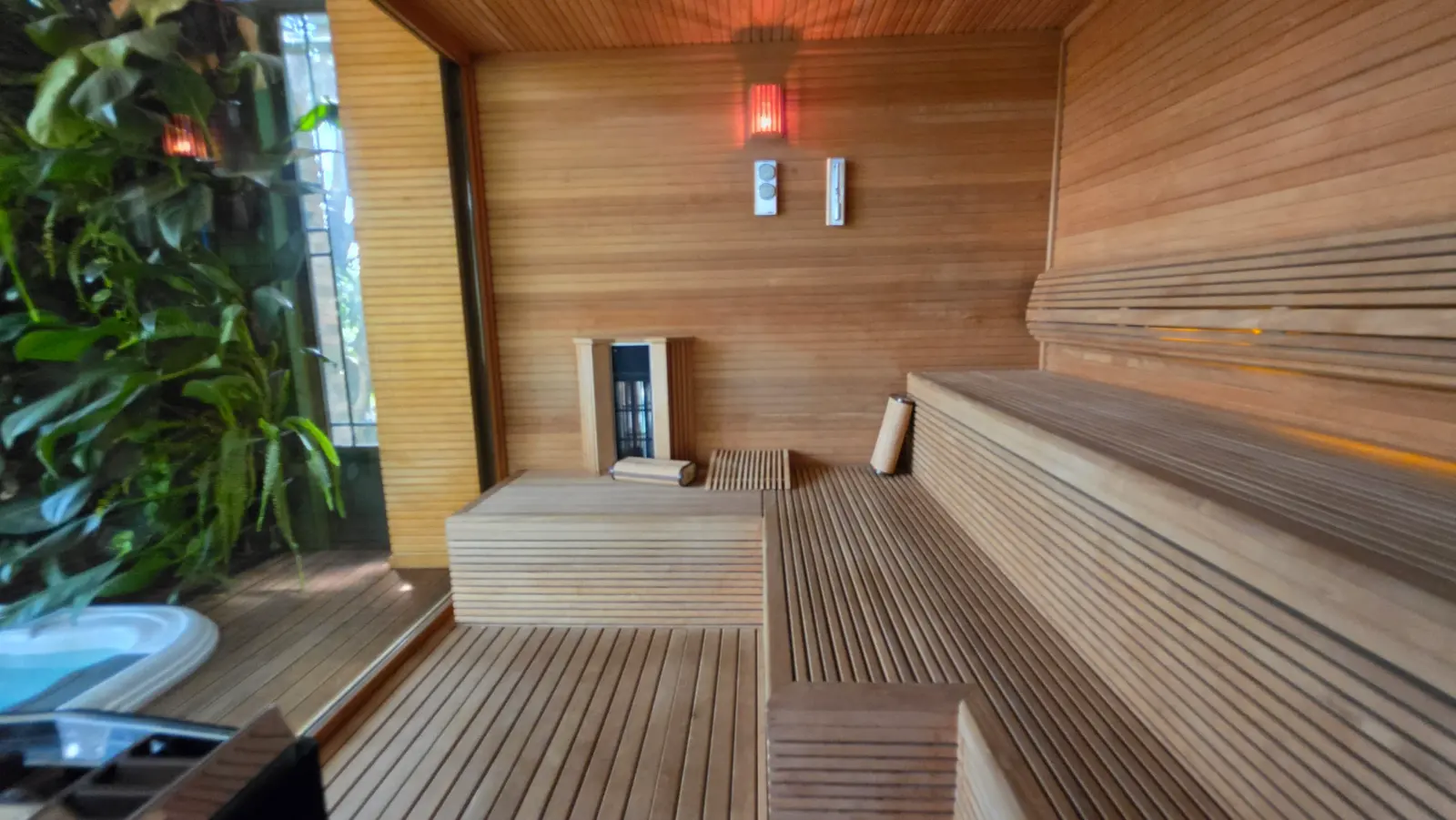 Casa à Venda na Quinta da Baroneza - Arquitetura Toscana - 9 Suítes - Imóvel Vendendo na Baroneza (127)