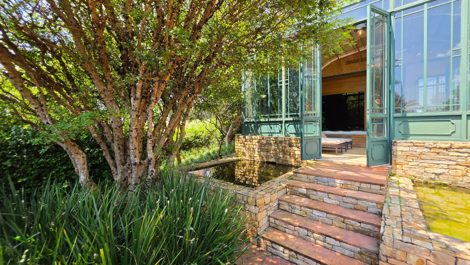 Casa à Venda na Quinta da Baroneza - Arquitetura Toscana - 9 Suítes - Imóvel Vendendo na Baroneza (141)