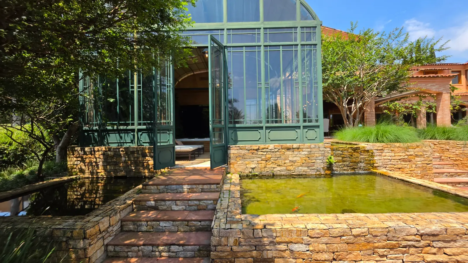 Casa à Venda na Quinta da Baroneza - Arquitetura Toscana - 9 Suítes - Imóvel Vendendo na Baroneza (138)