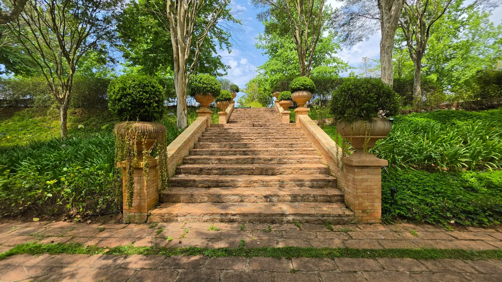 Casa à Venda na Quinta da Baroneza - Arquitetura Toscana - 9 Suítes - Imóvel Vendendo na Baroneza (51)