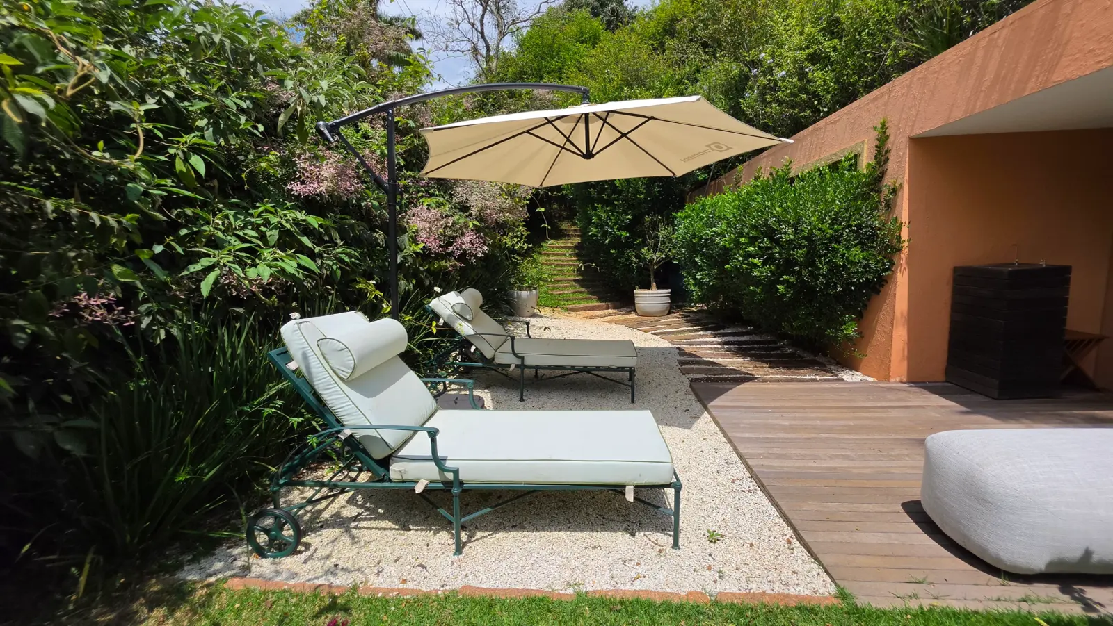 Casa à Venda na Quinta da Baroneza - Arquitetura Toscana - 9 Suítes - Imóvel Vendendo na Baroneza (71)