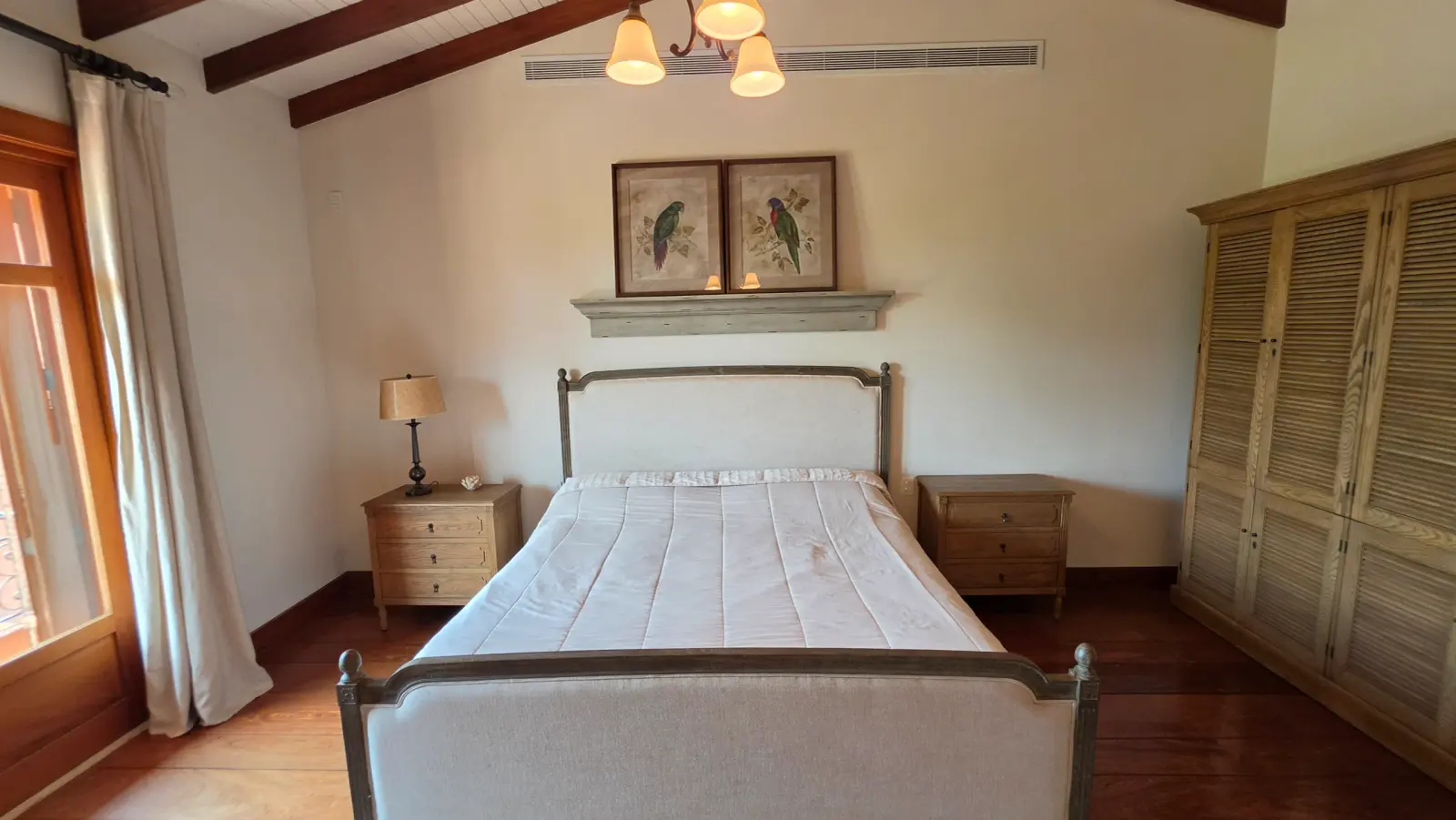 Casa à Venda na Quinta da Baroneza - Arquitetura Toscana - 9 Suítes - Imóvel Vendendo na Baroneza (35)