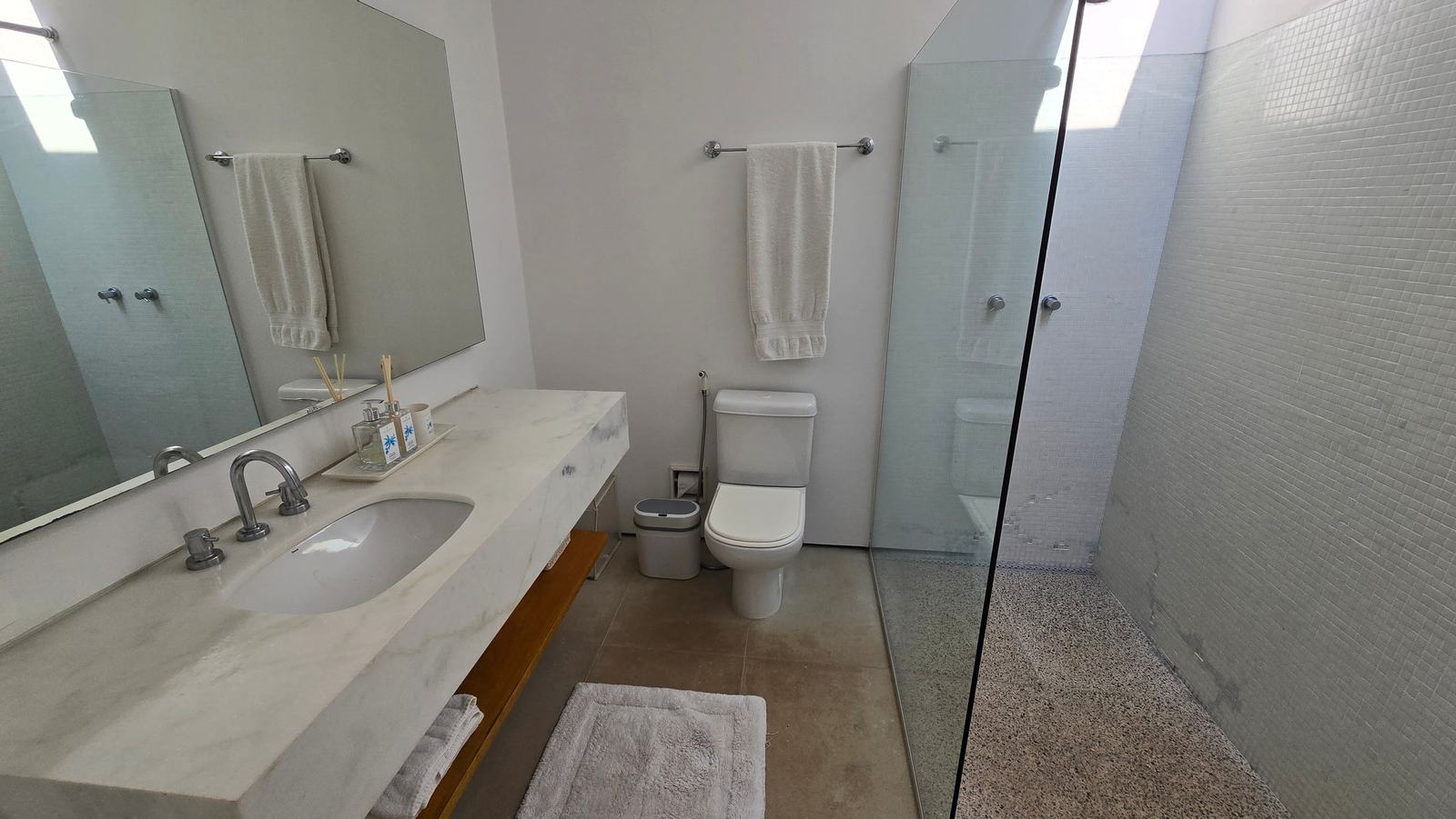 Suíte 3 — Fazenda Boa Vista, Porto Feliz, para locação, Casa