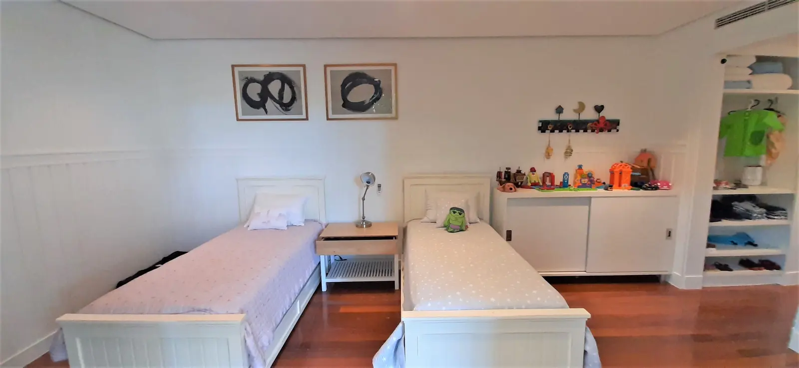 Suíte 17 — Iporanga, Guarujá, para temporada, Casa