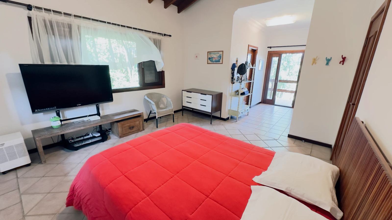 Casa rústica à venda no condomínio Iporanga (10)