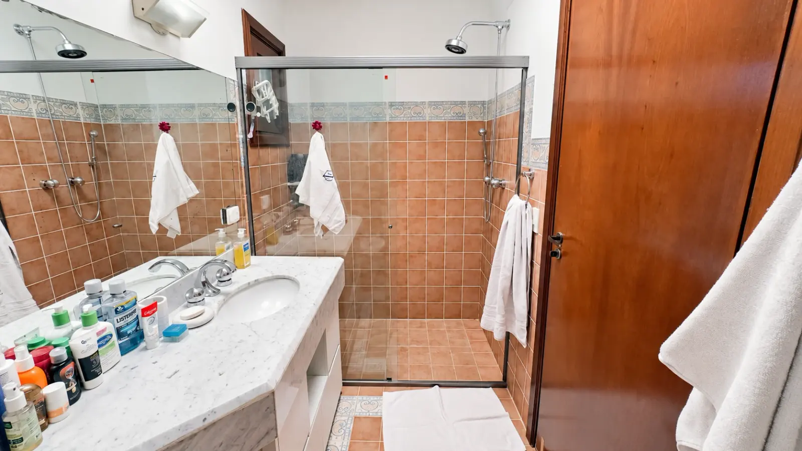 Casa rústica com amplo quintal gramado e piscina aquecida (37)