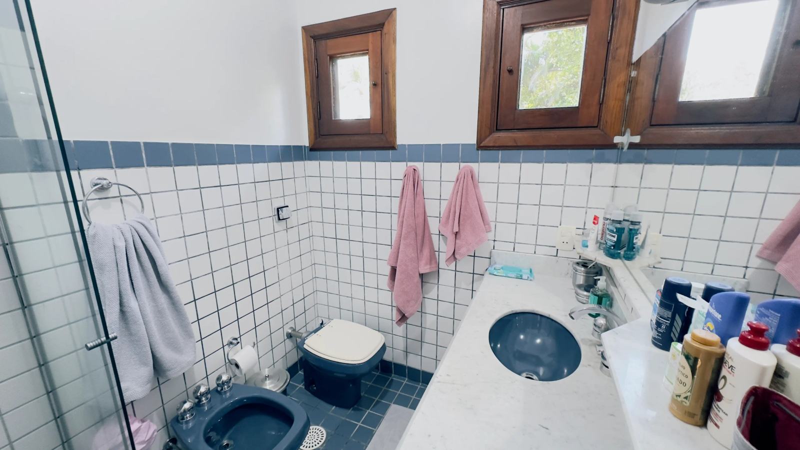 Casa rústica à venda no condomínio Iporanga (44)