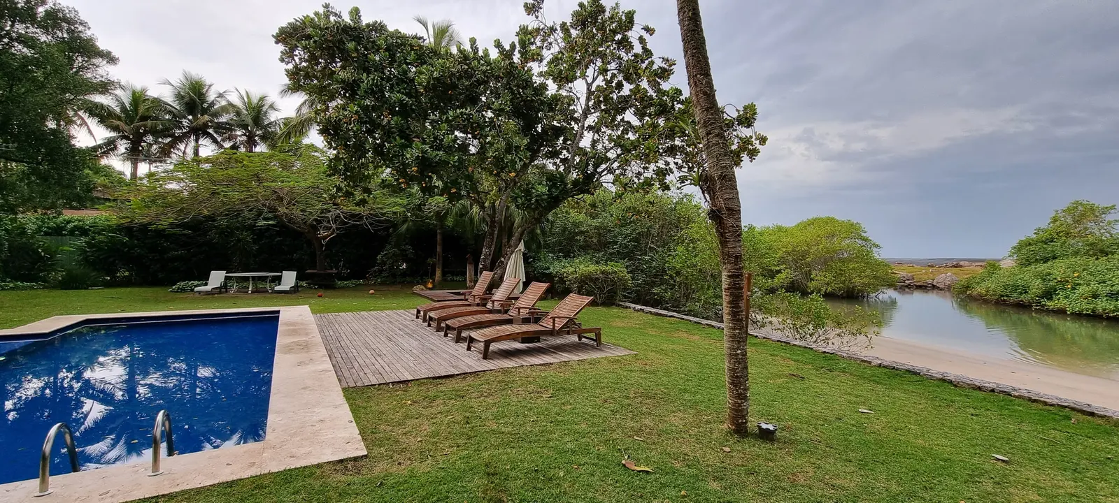 Área externa 5 — Iporanga, Guarujá, para temporada, Casa