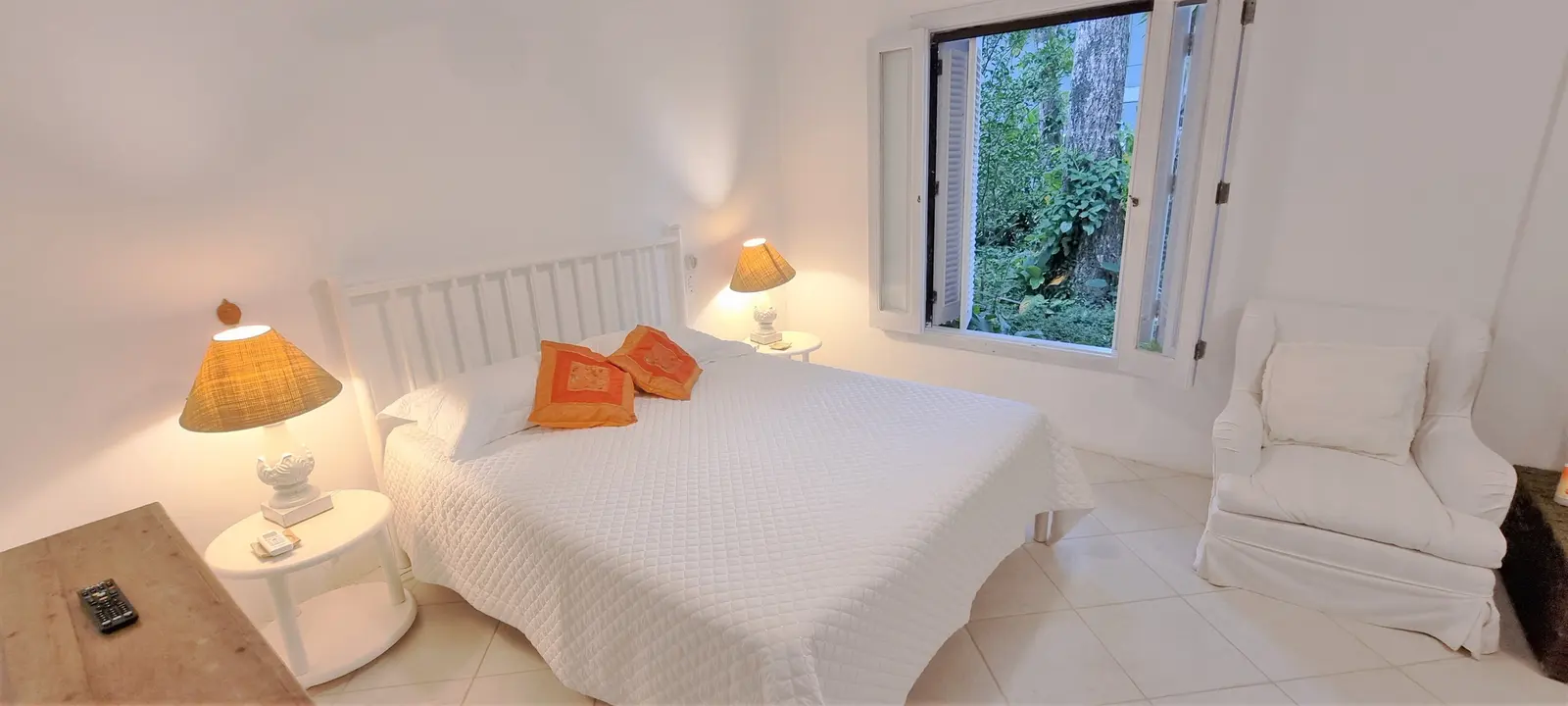 Suíte 1 — Iporanga, Guarujá, para temporada, Casa