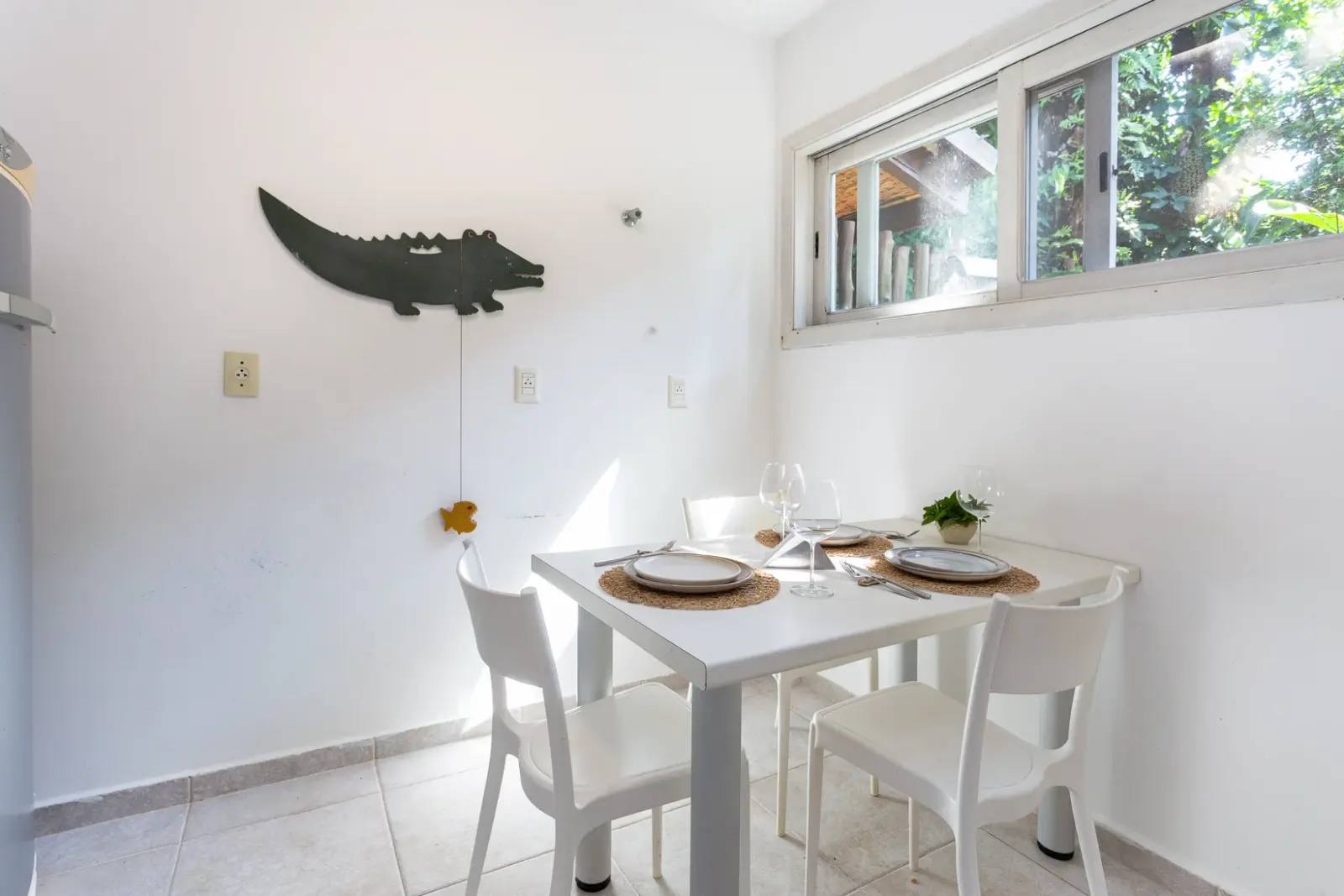 Área de serviço — Iporanga, Guarujá, para temporada, Casa