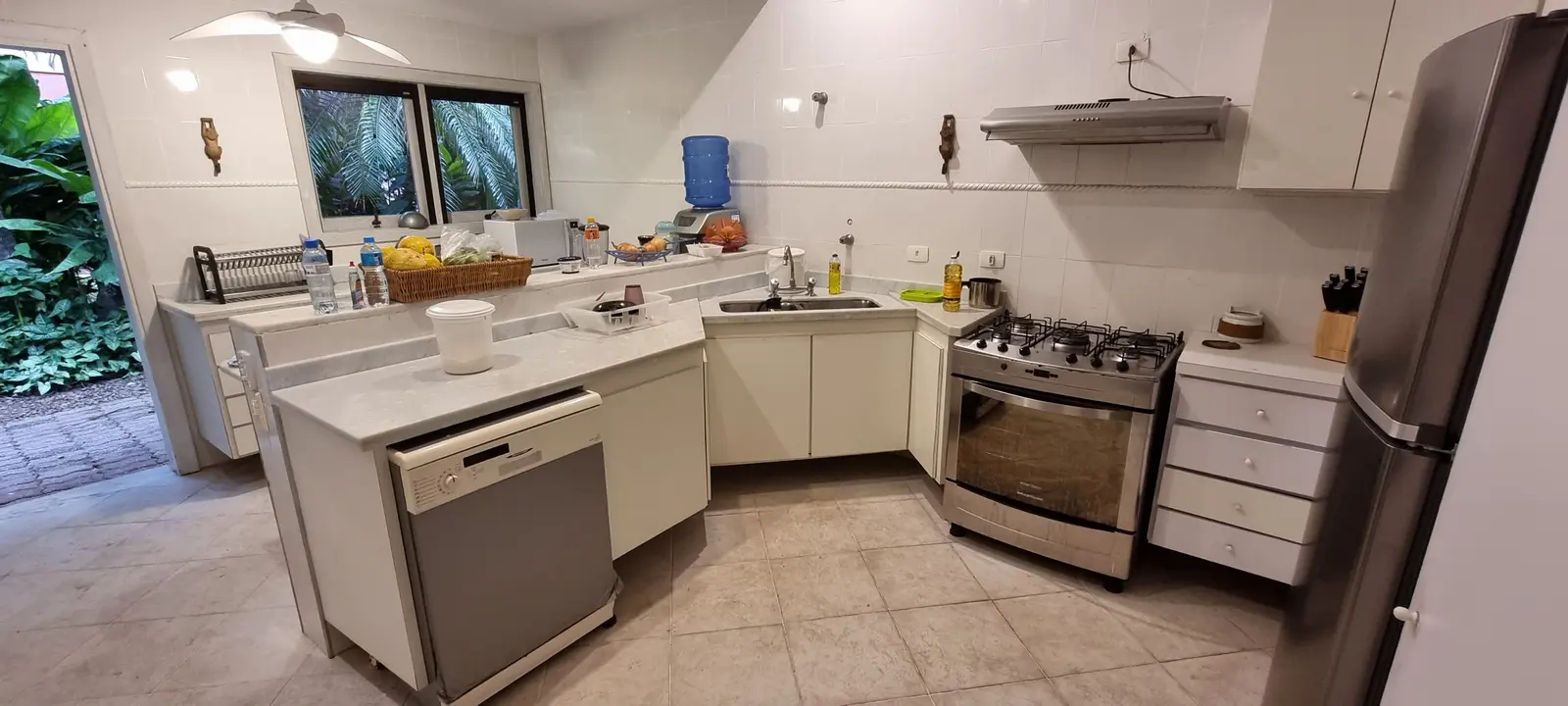 Área de serviço — Iporanga, Guarujá, para temporada, Casa