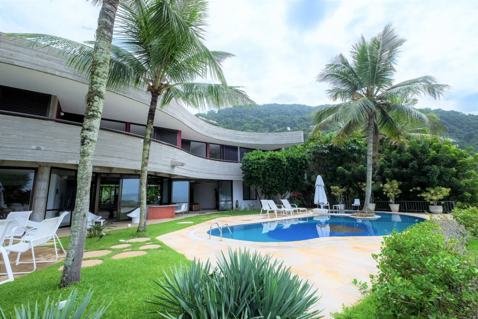 Área externa 10 — Taguaíba, Guarujá, para temporada, Casa