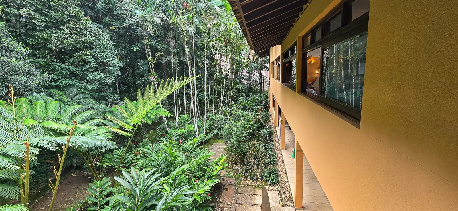 Área externa 21 — São Pedro, Guarujá, à venda e para locação, Casa