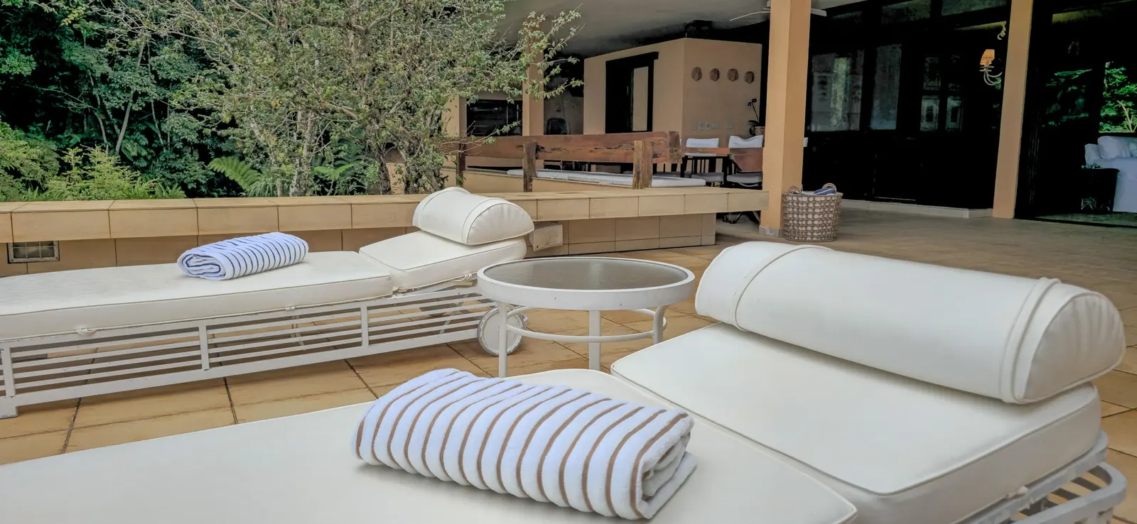 Área externa 12 — São Pedro, Guarujá, à venda e para locação, Casa
