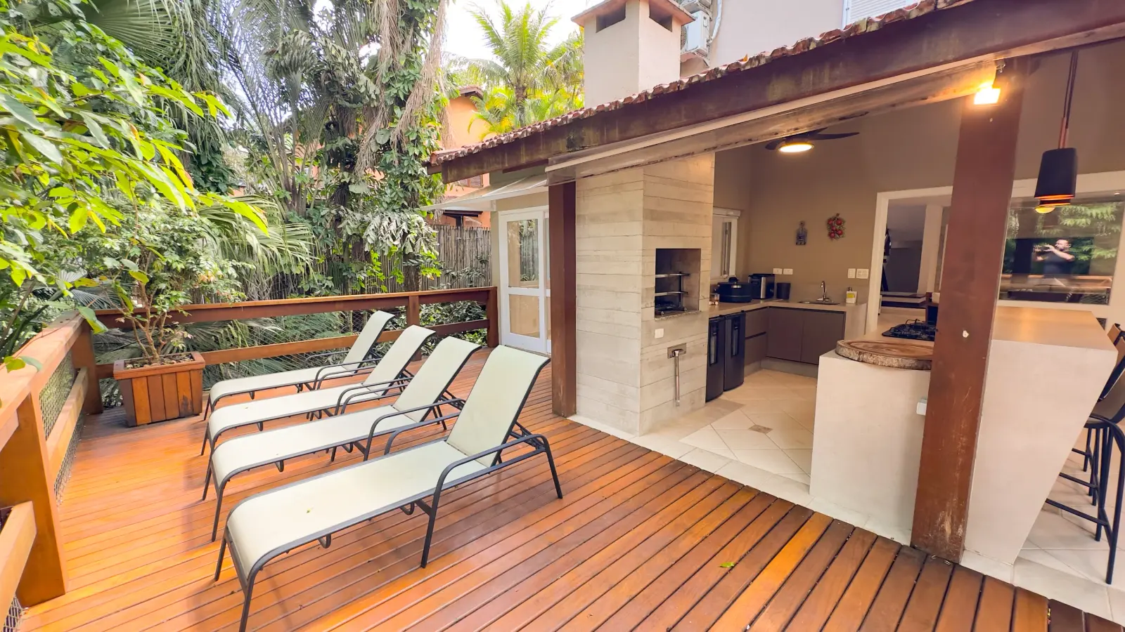Área externa 7 — Iporanga, Guarujá, para temporada, Casa