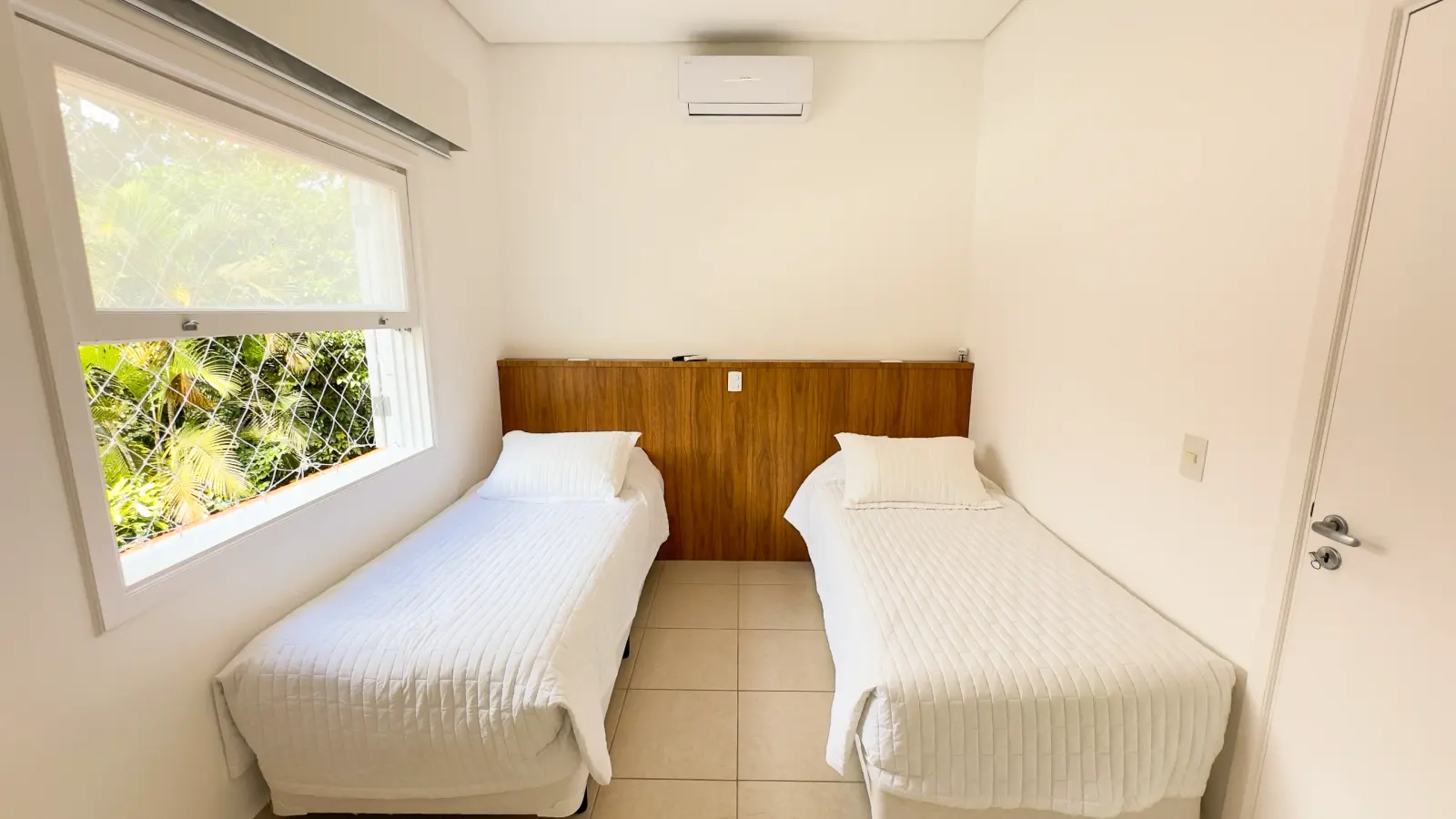 Suíte 3 — Iporanga, Guarujá, para temporada, Casa