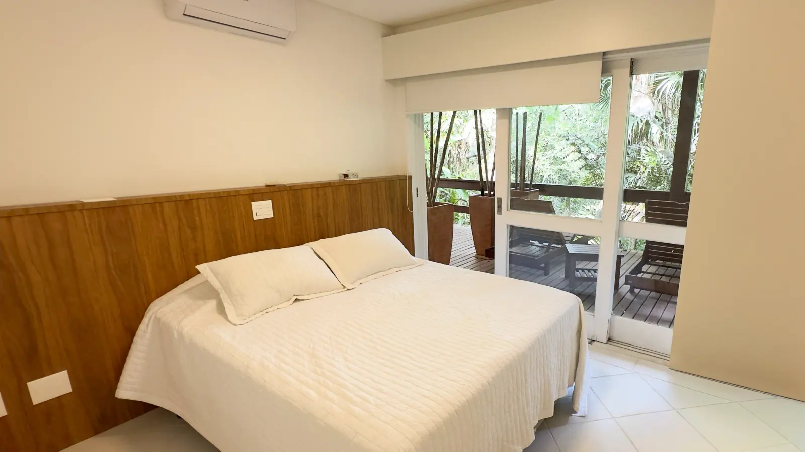 Suíte 7 — Iporanga, Guarujá, para temporada, Casa