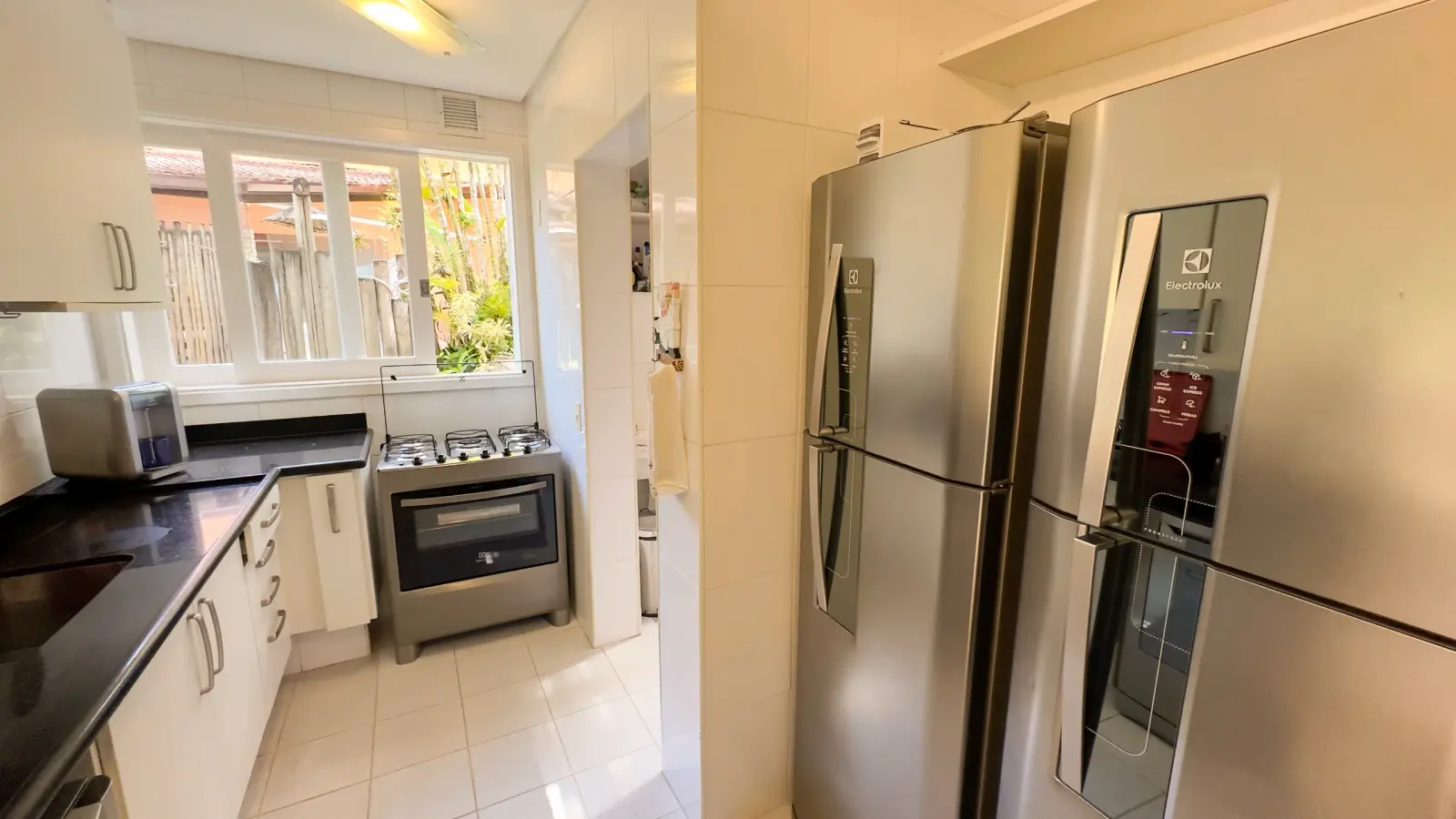 Área de serviço — Iporanga, Guarujá, para temporada, Casa