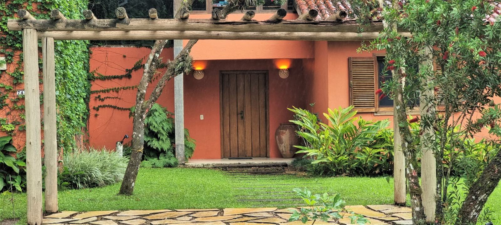 Área externa 6 — Iporanga, Guarujá, à venda e para locação, Casa
