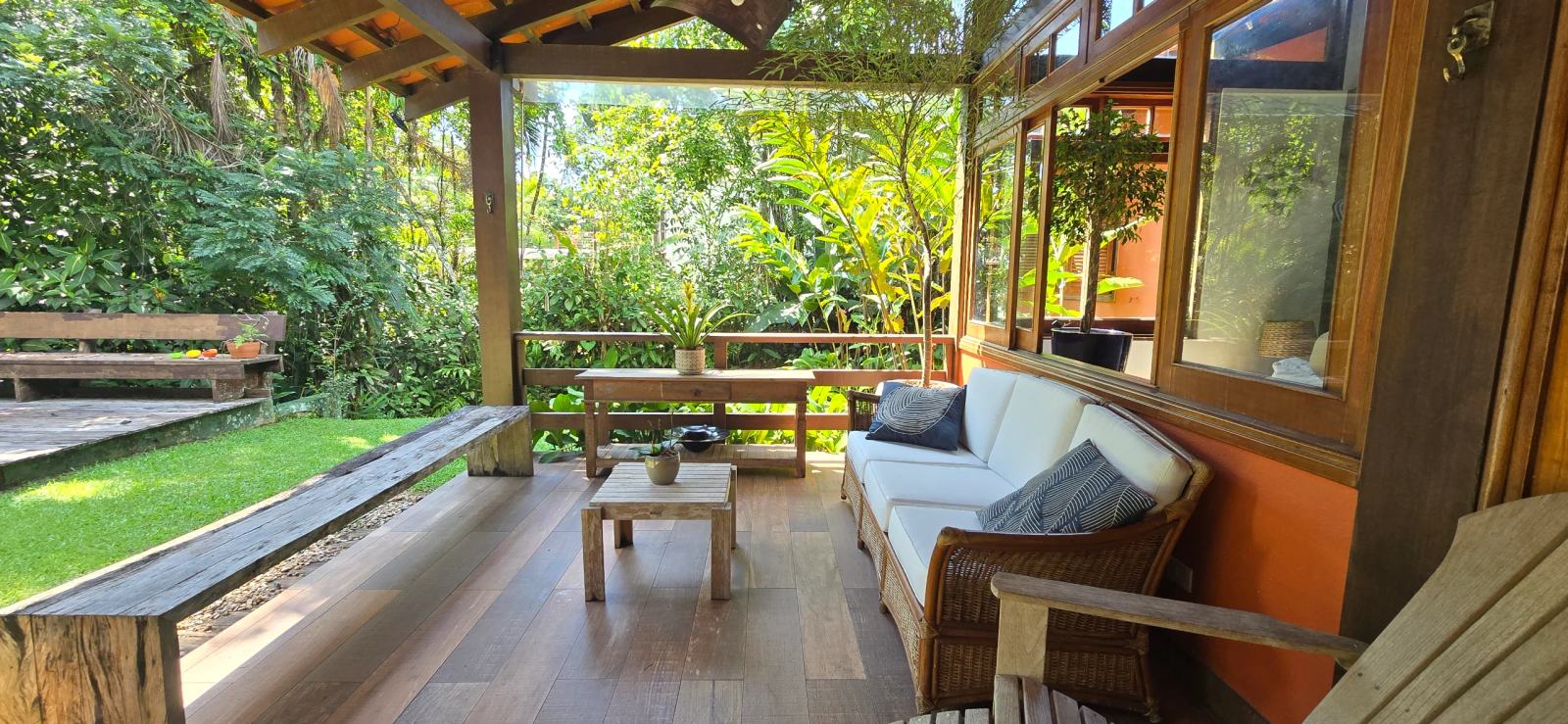 Área externa 8 — Iporanga, Guarujá, à venda e para locação, Casa