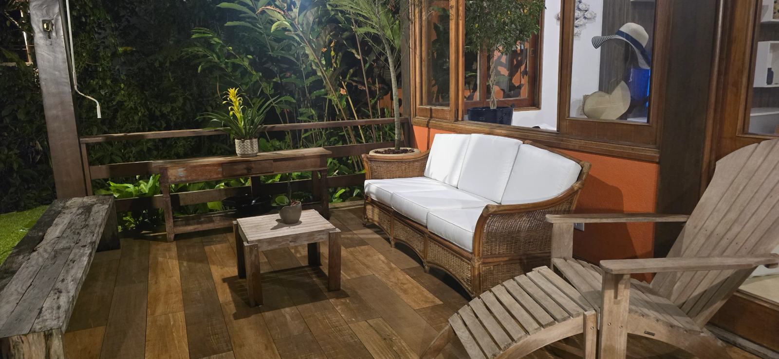 Área externa 11 — Iporanga, Guarujá, à venda e para locação, Casa