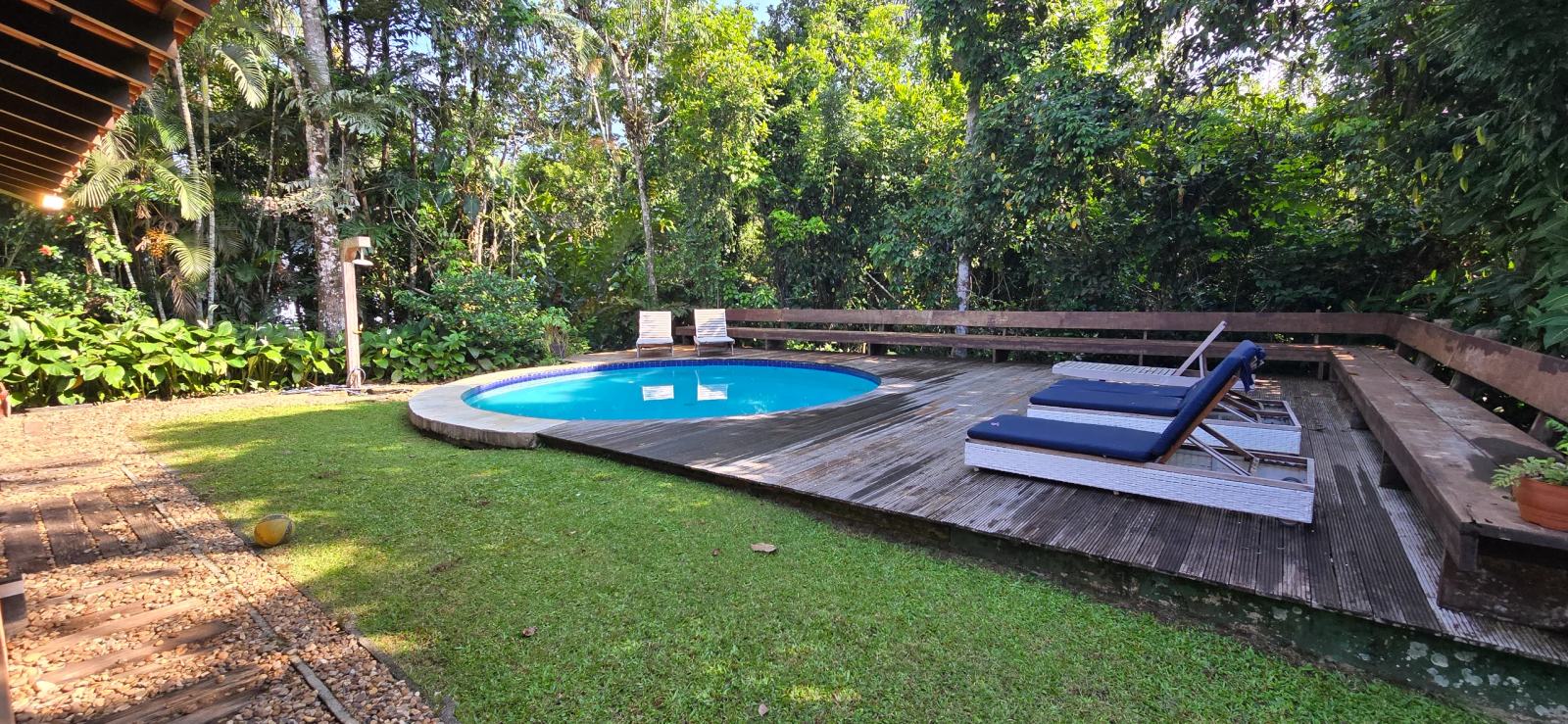 Área externa 32 — Iporanga, Guarujá, à venda e para locação, Casa