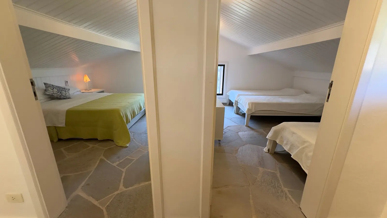 Suíte 8 — Iporanga, Guarujá, para locação, Casa