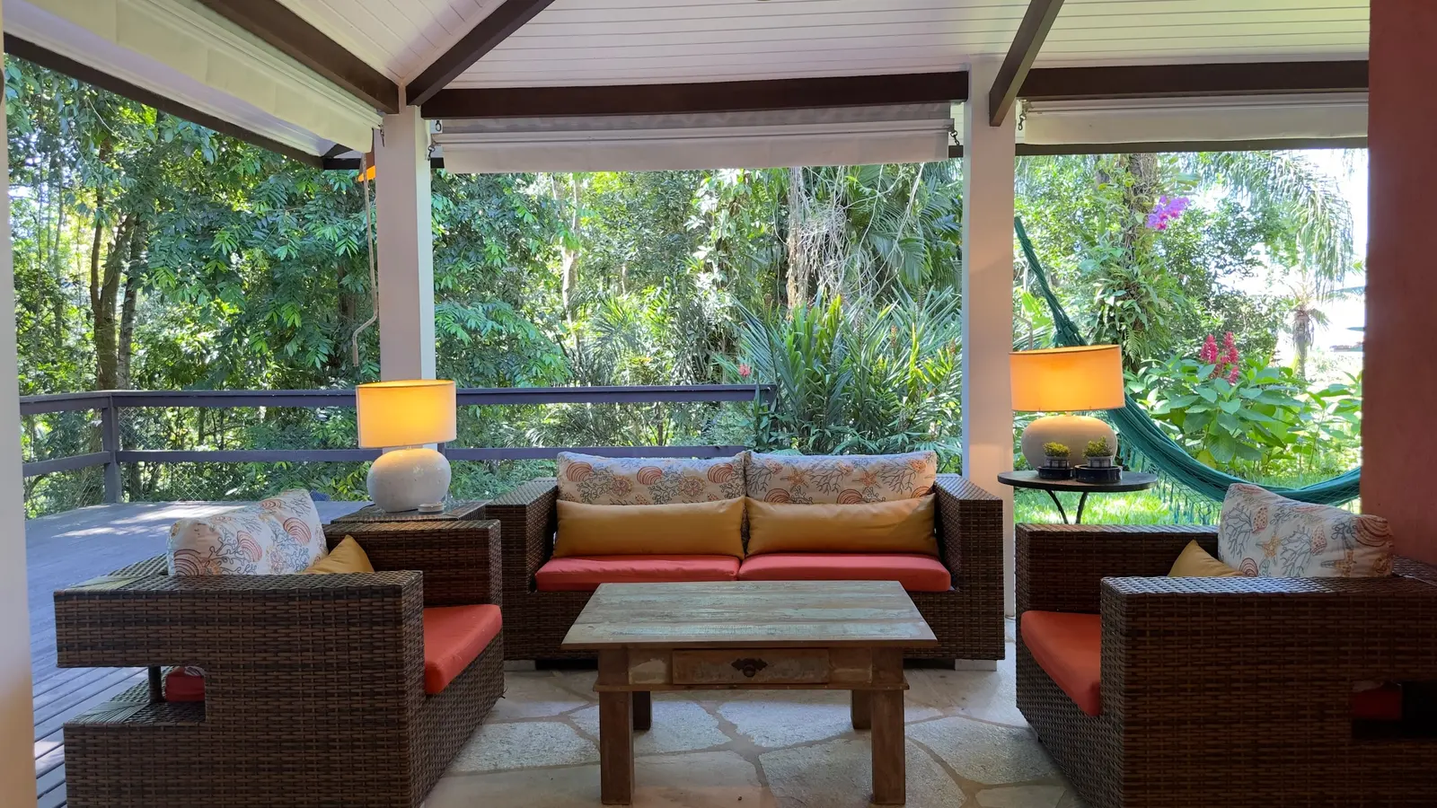Área externa 21 — Iporanga, Guarujá, para temporada, Casa